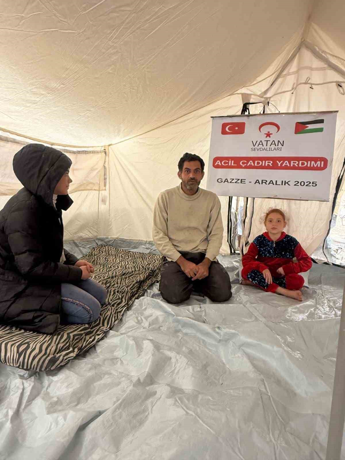 Vatan Sevdalıları Vakfı&rsquo;ndan Gazze&rsquo;ye yardım eli
