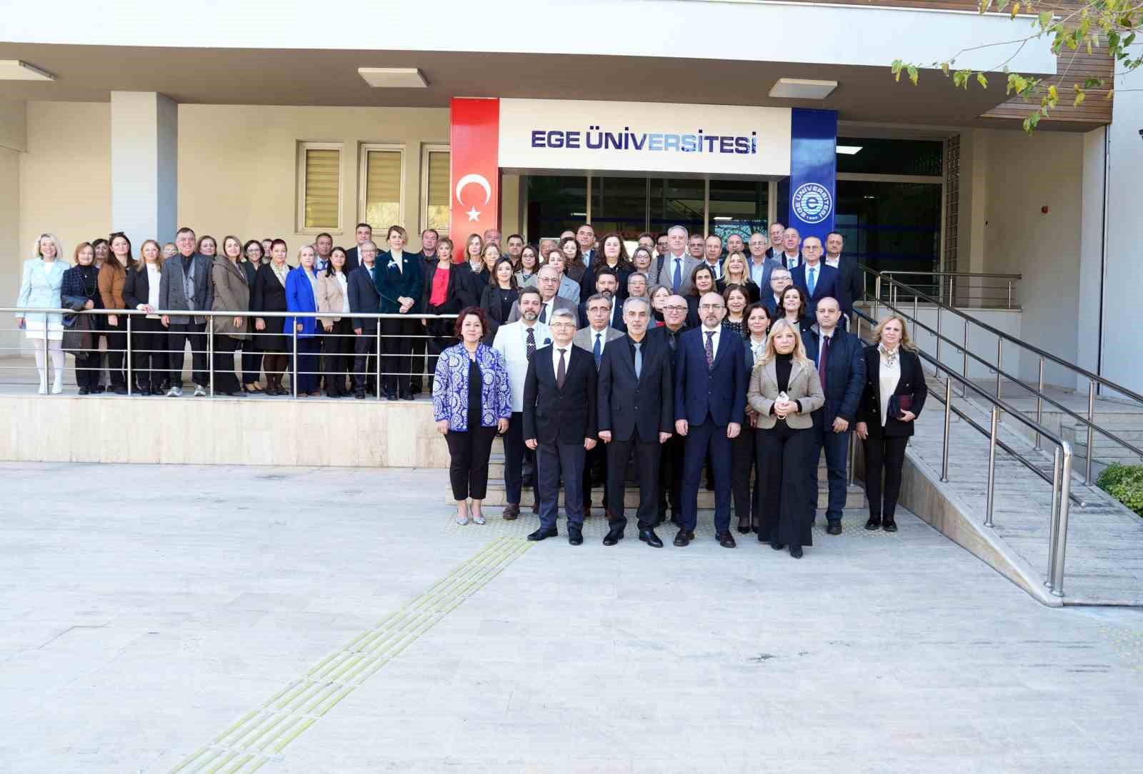 Ege Üniversitesi, altı farklı alanda Türkiye birincisi oldu