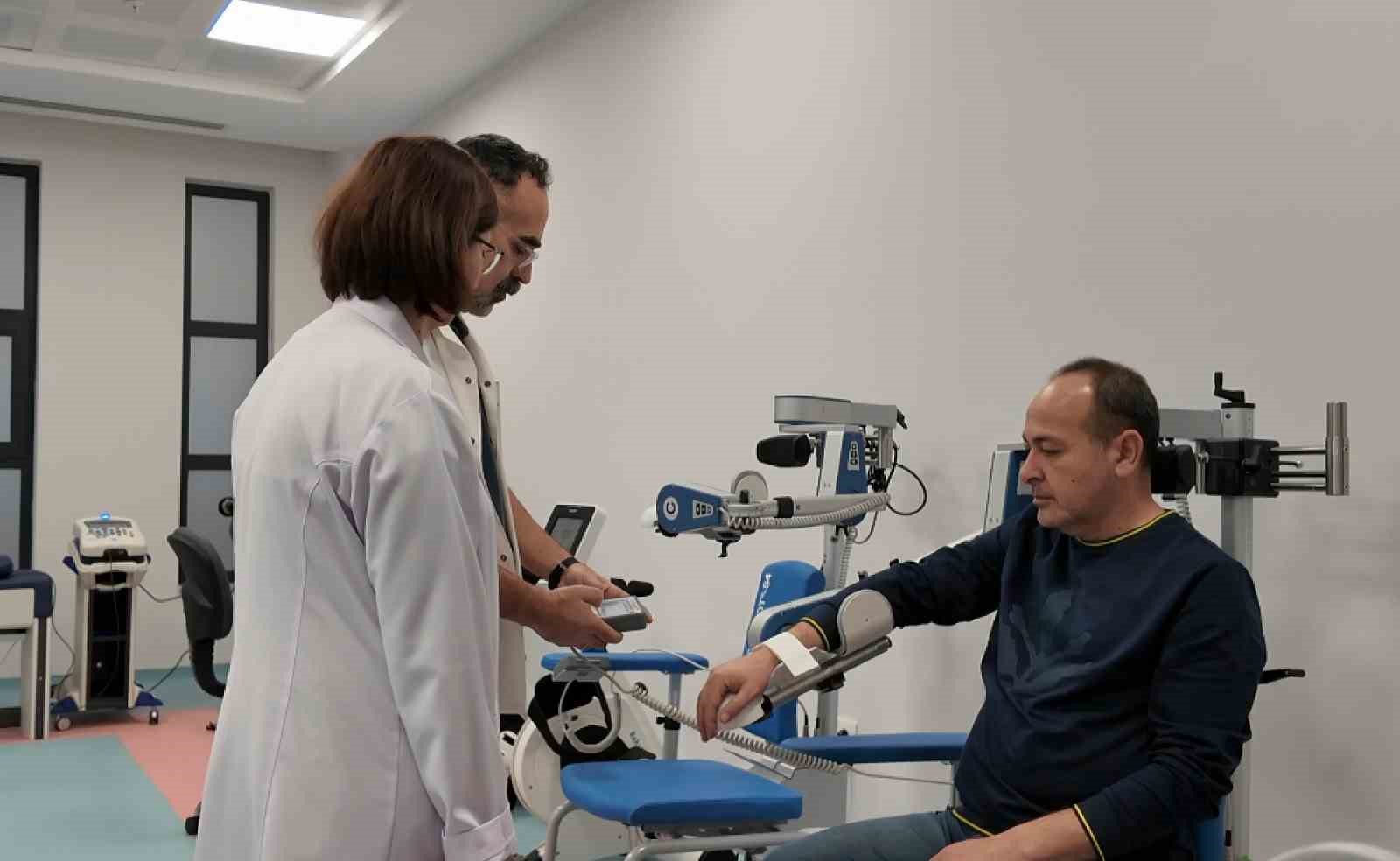 Aydın Şehir Hastanesi hastalara hizmet vermeye başladı