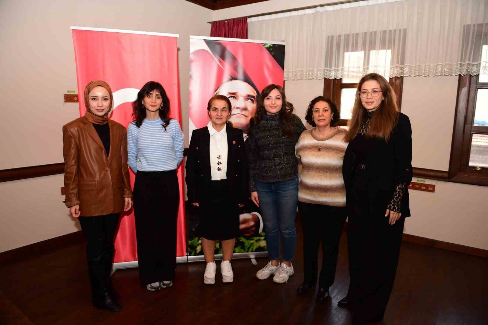 Osmangazi Belediyesi&rsquo;nden kadın sağlığına farkındalık paneli
