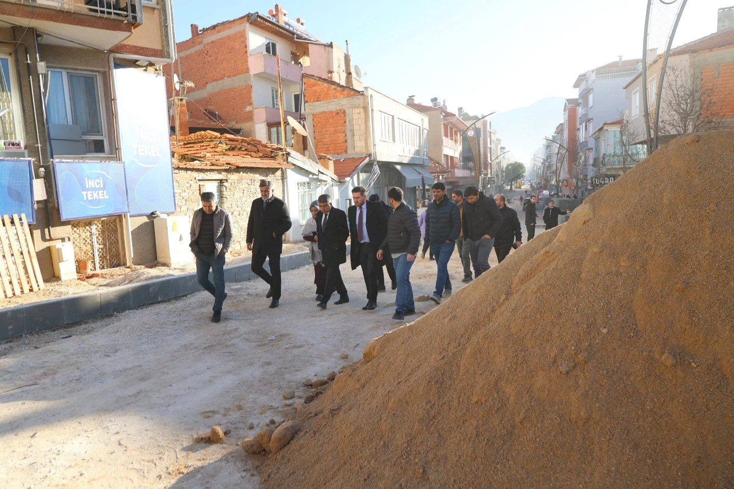 Tavas ilce merkezinde &uuml;st yapı &ccedil;alışmalarını t&uuml;m hızıyla devam ediyor
