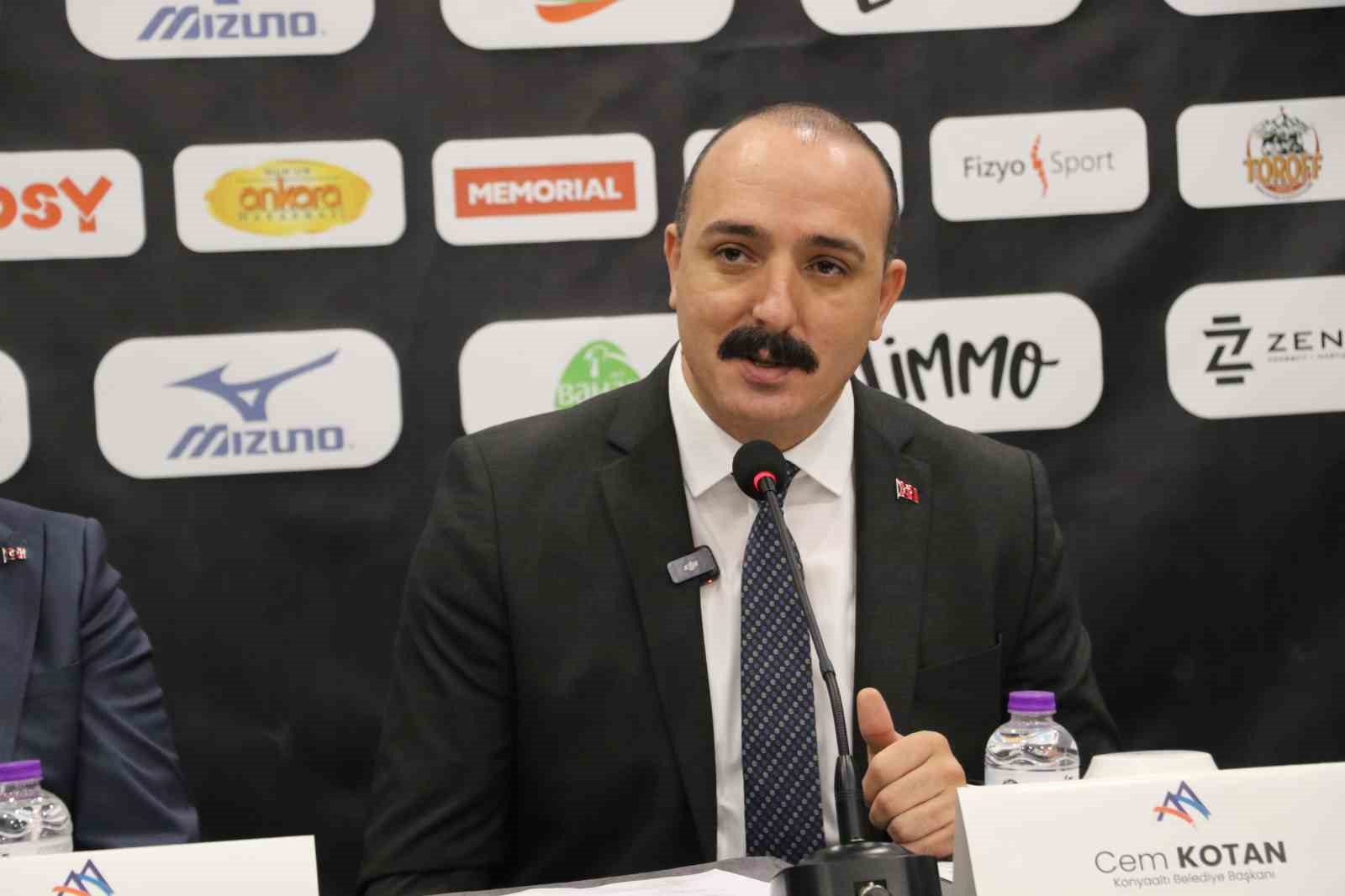 Antalya Ultra Maratonu, 41 ülkeden yüzlerce sporcuyu Konyaaltı’nda buluşturacak
