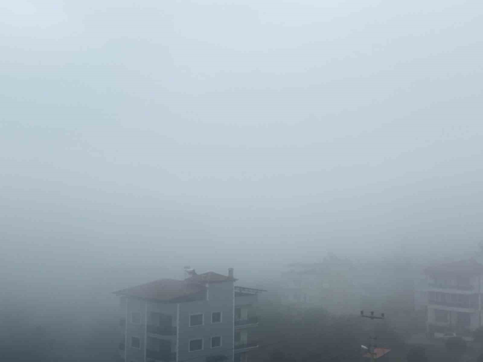 Bozdoğan sise teslim oldu, g&ouml;r&uuml;ş mesafesi d&uuml;şt&uuml;
