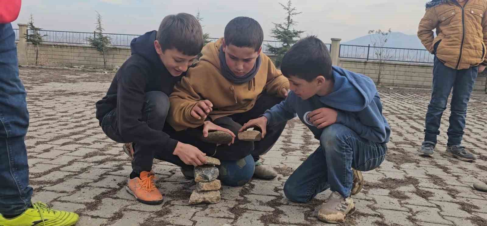 Muş&rsquo;ta geleneksel oyunlar yaşatılıyor
