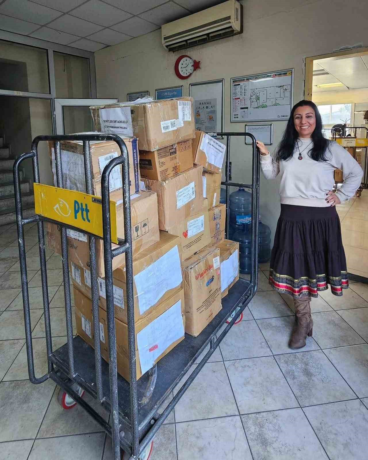 Gönül Hoca’dan 21. kütüphane