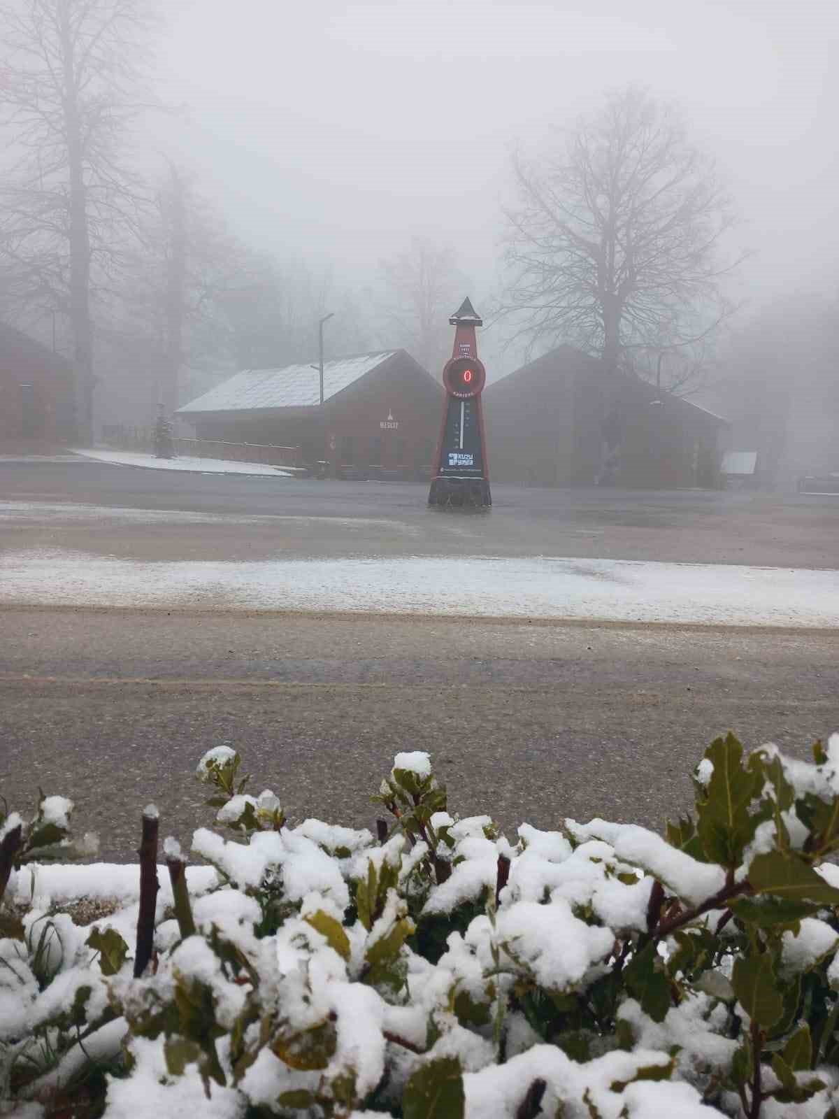 Samanlı Dağları’nın zirvesinde kar yağışı devam ediyor