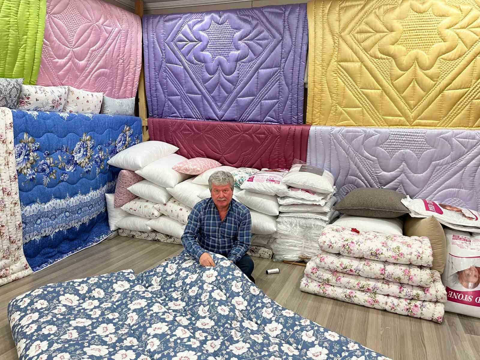 Yarım asırlık yorgancı: Kimse &ccedil;ocuğunu yorgancıya &ccedil;ırak olarak vermiyor
