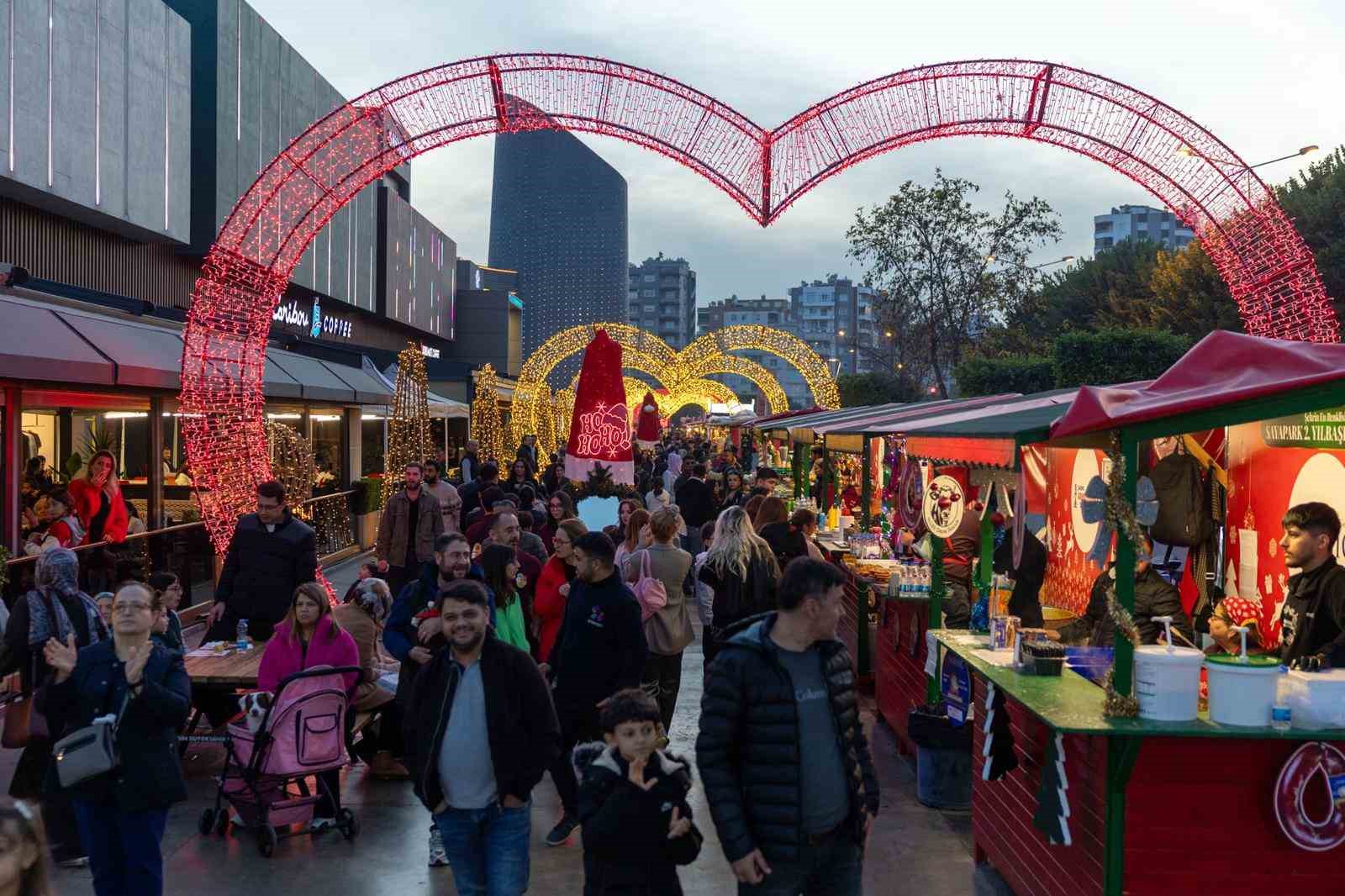 Sayapark’ta yılbaşı coşkusu tüm hızıyla devam ediyor