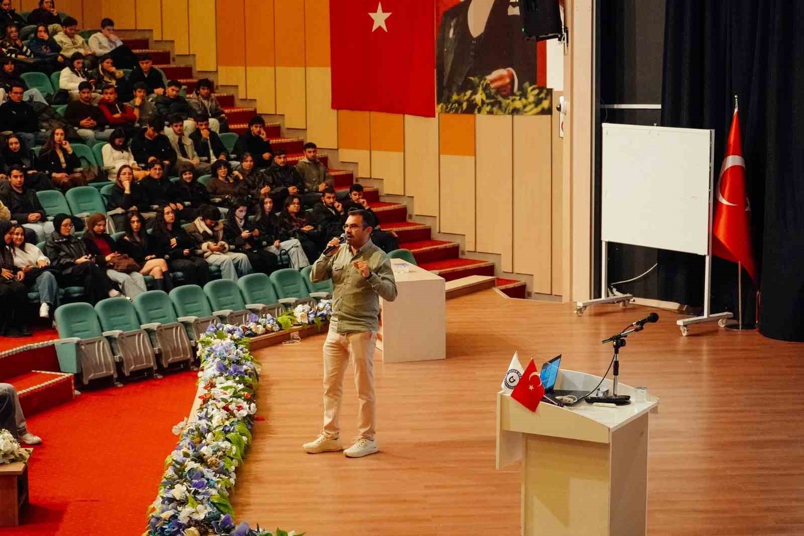 AD&Uuml;&rsquo;de &rsquo;Temel Yapay Zeka Eğitimi&rsquo; tamamlandı
