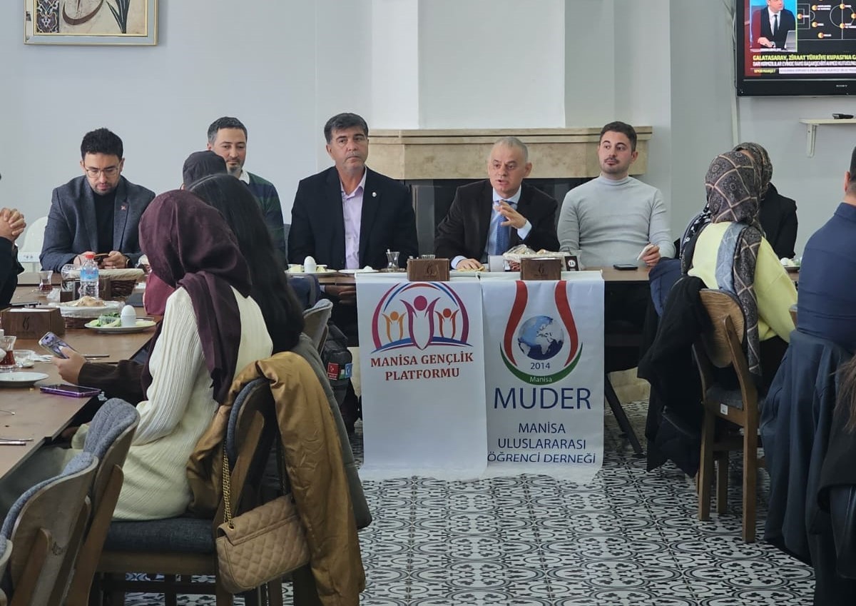 Prof. Dr. Hüseyin Aktaş geleceğin liderleriyle buluştu