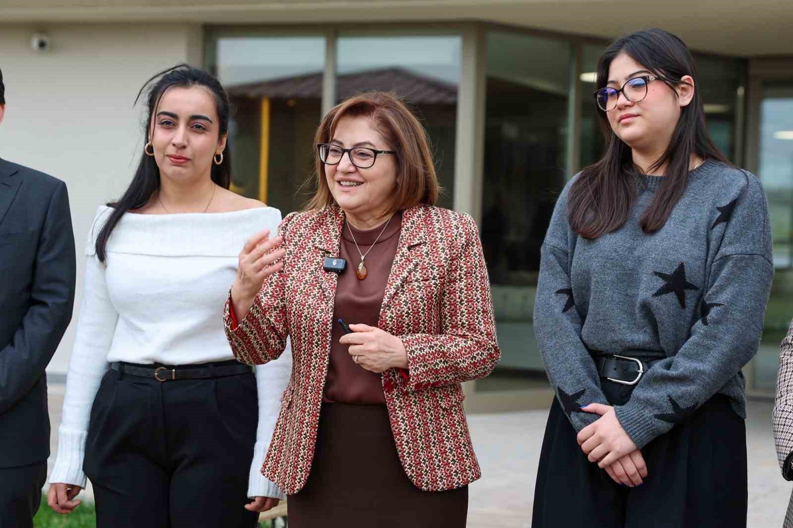 Şahin&rsquo;den &uuml;niversite &ouml;ğrencilerine yeni m&uuml;jde
