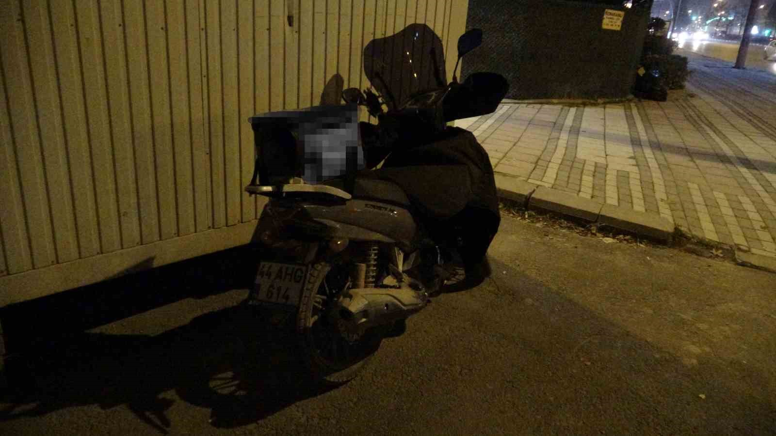 Malatya&rsquo;da motokurye kazada yaralandı
