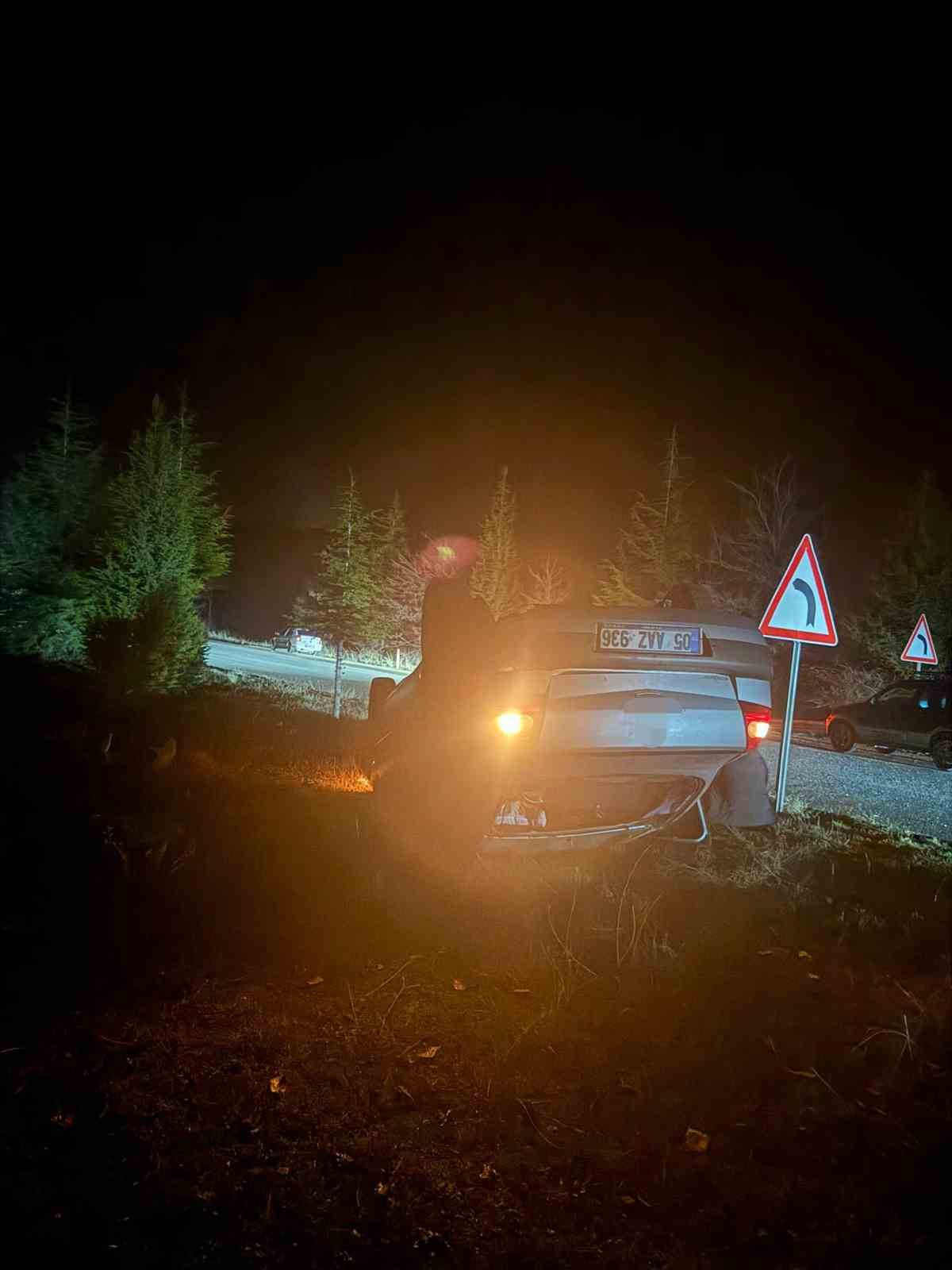 Karab&uuml;k&rsquo;te trafik kazaları: 3 yaralı
