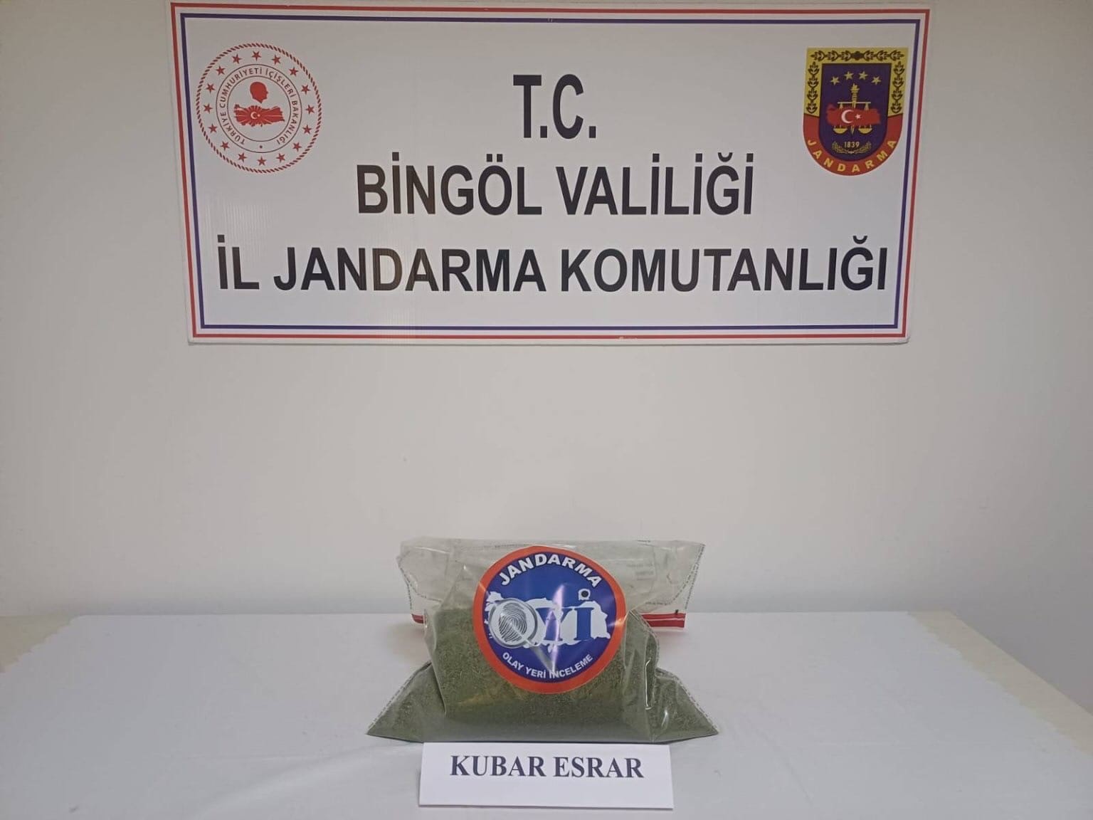 Bing&ouml;l&rsquo;de kesinleşmiş hapis cezası bulunan 4 ş&uuml;pheli yakalandı
