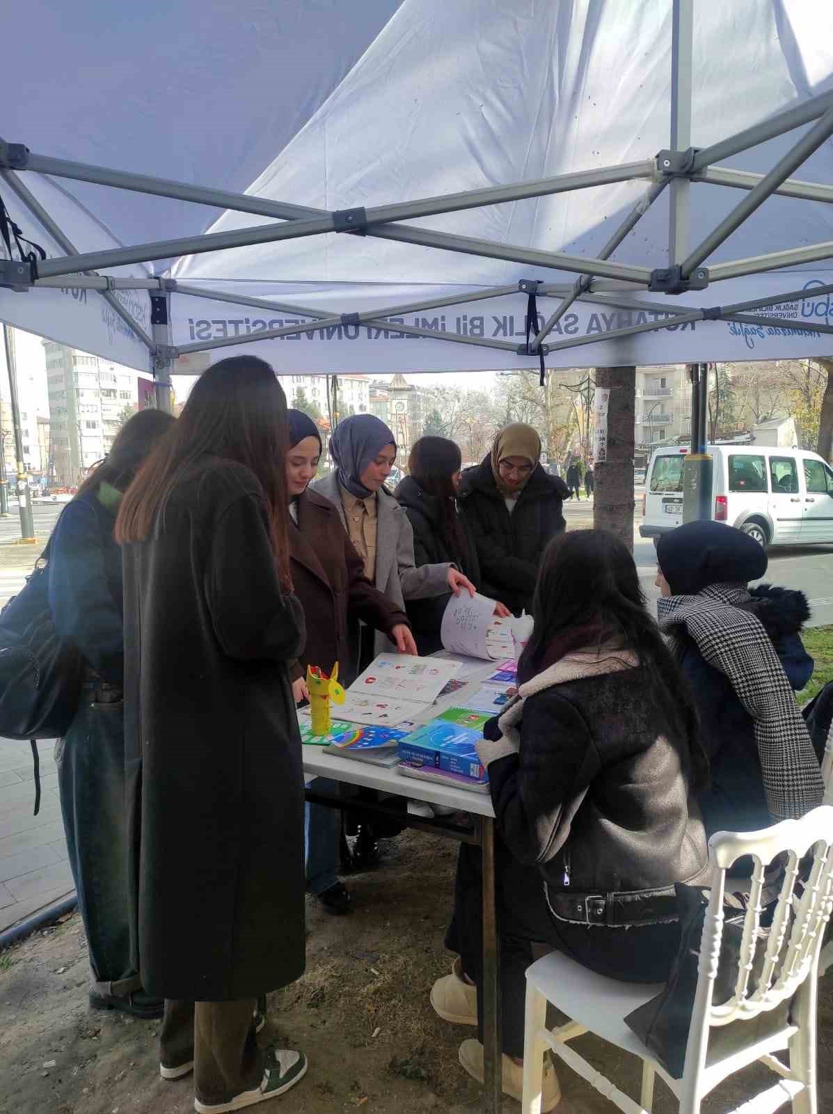 KSB&Uuml; DİLKOM&rsquo;dan &rsquo;Bilim Kafe Etkinliği&rsquo;
