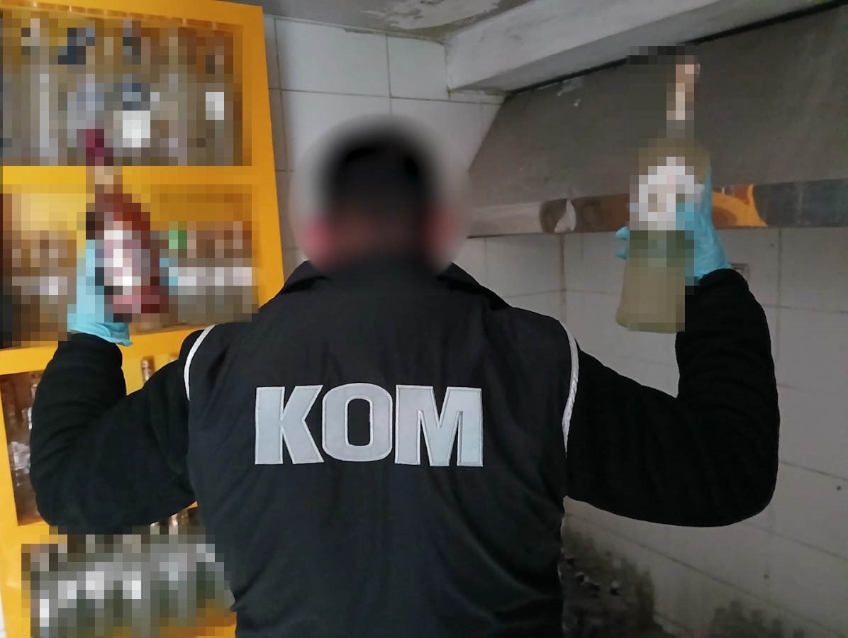 İzmir’de kaçakçılık operasyonu: 3 tutuklama