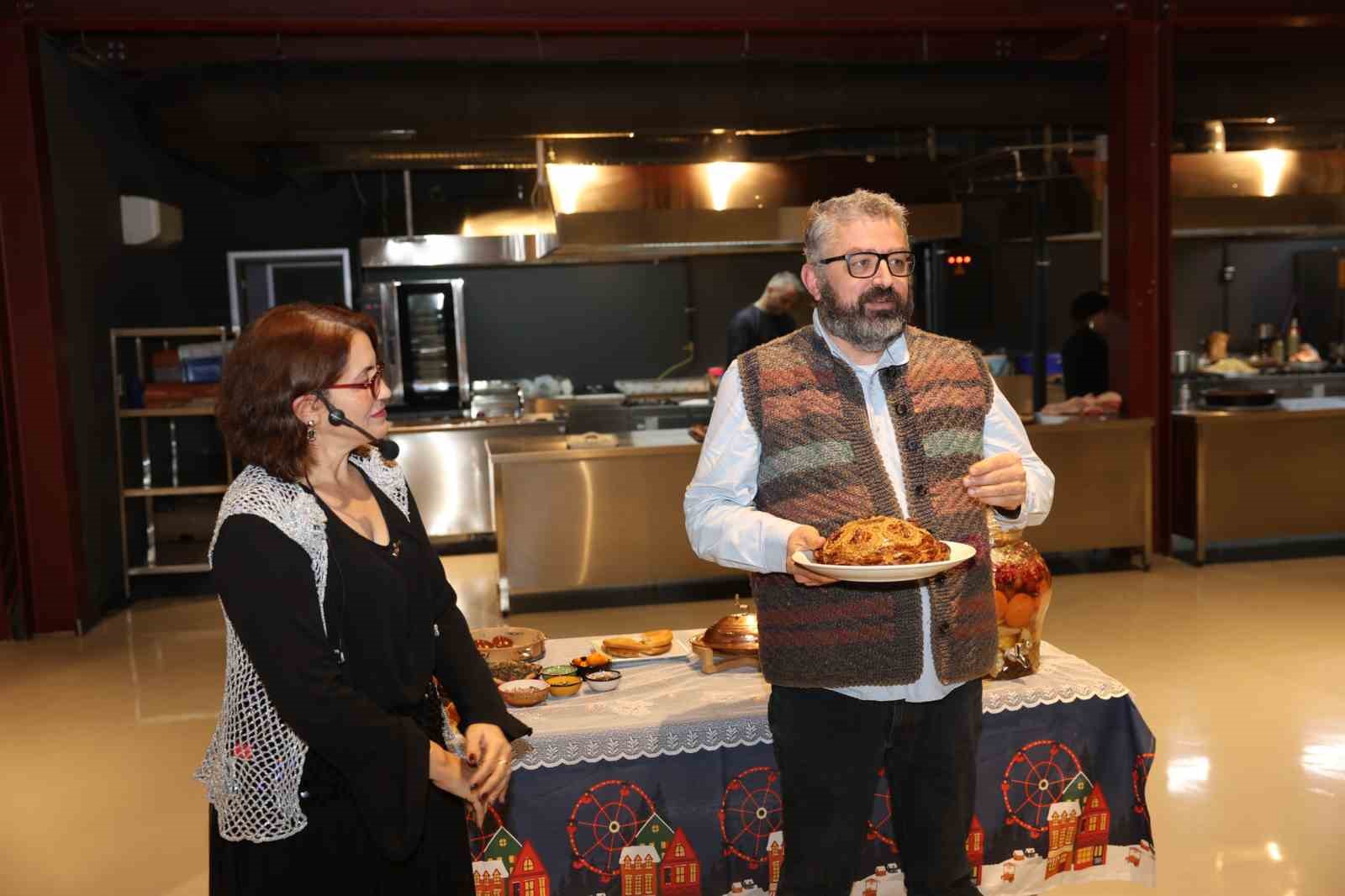 Nilüfer’de yeni yılın kokusu, lezzeti ve müziği konuşuldu