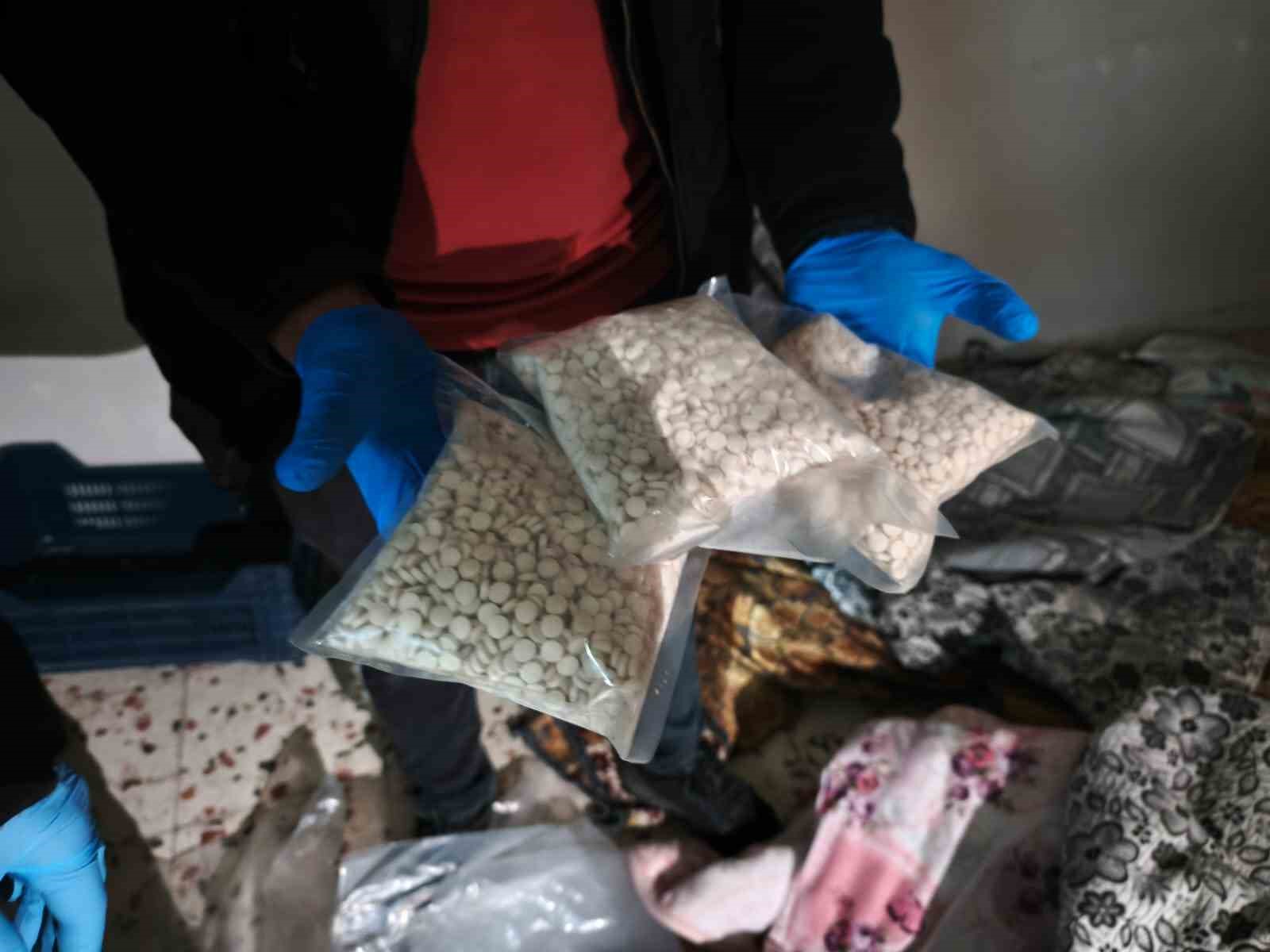 Adana’da torbacı operasyonunda 5 tutuklama