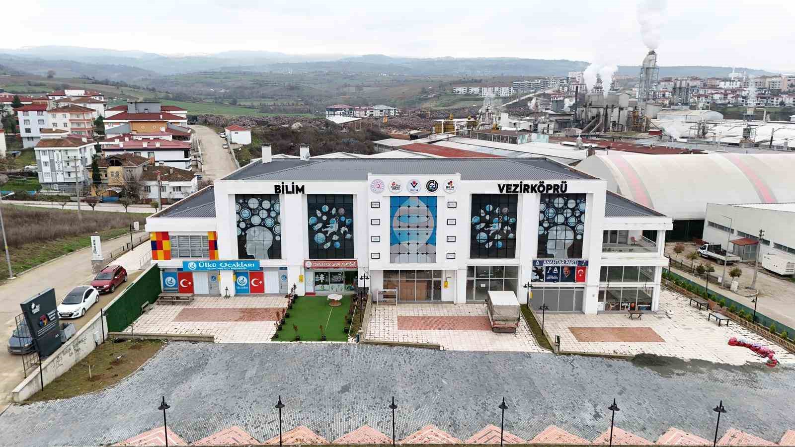 Vezirk&ouml;pr&uuml; Bilim Merkezindeki eğitimler s&uuml;r&uuml;yor
