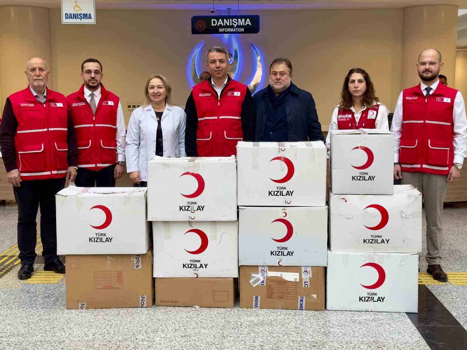 Türk Kızılay Manisa’dan Merkezefendi Devlet Hastanesi’ndeki hastalara destek