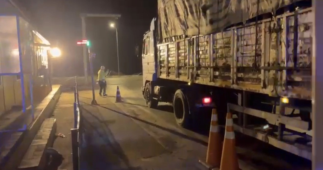 Kantara girmeyen tırlara 849 bin 679 TL ceza