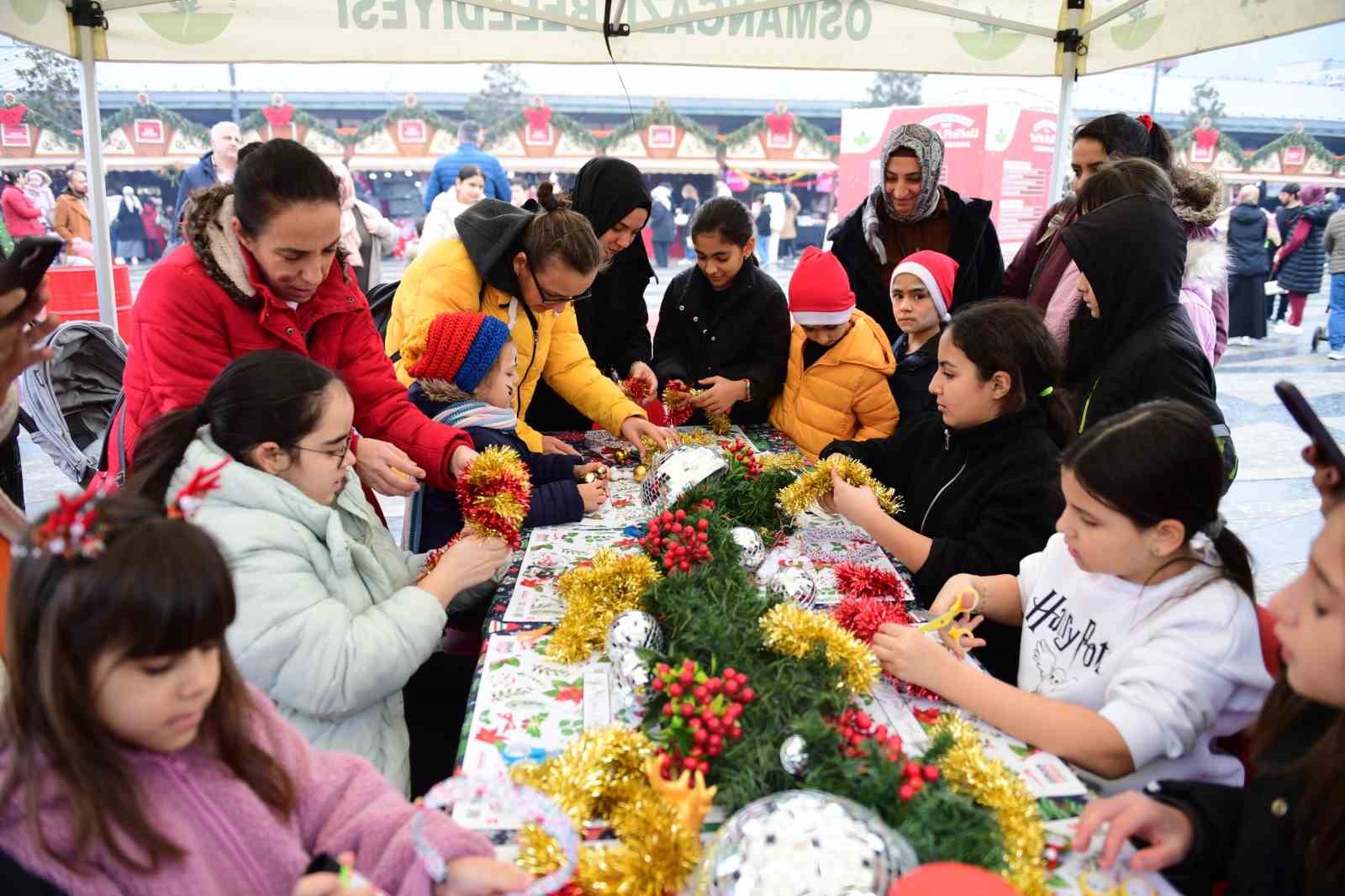 Yeni Yıl Festivali Osmangazi Meydanı’nda yoğun ilgi görüyor