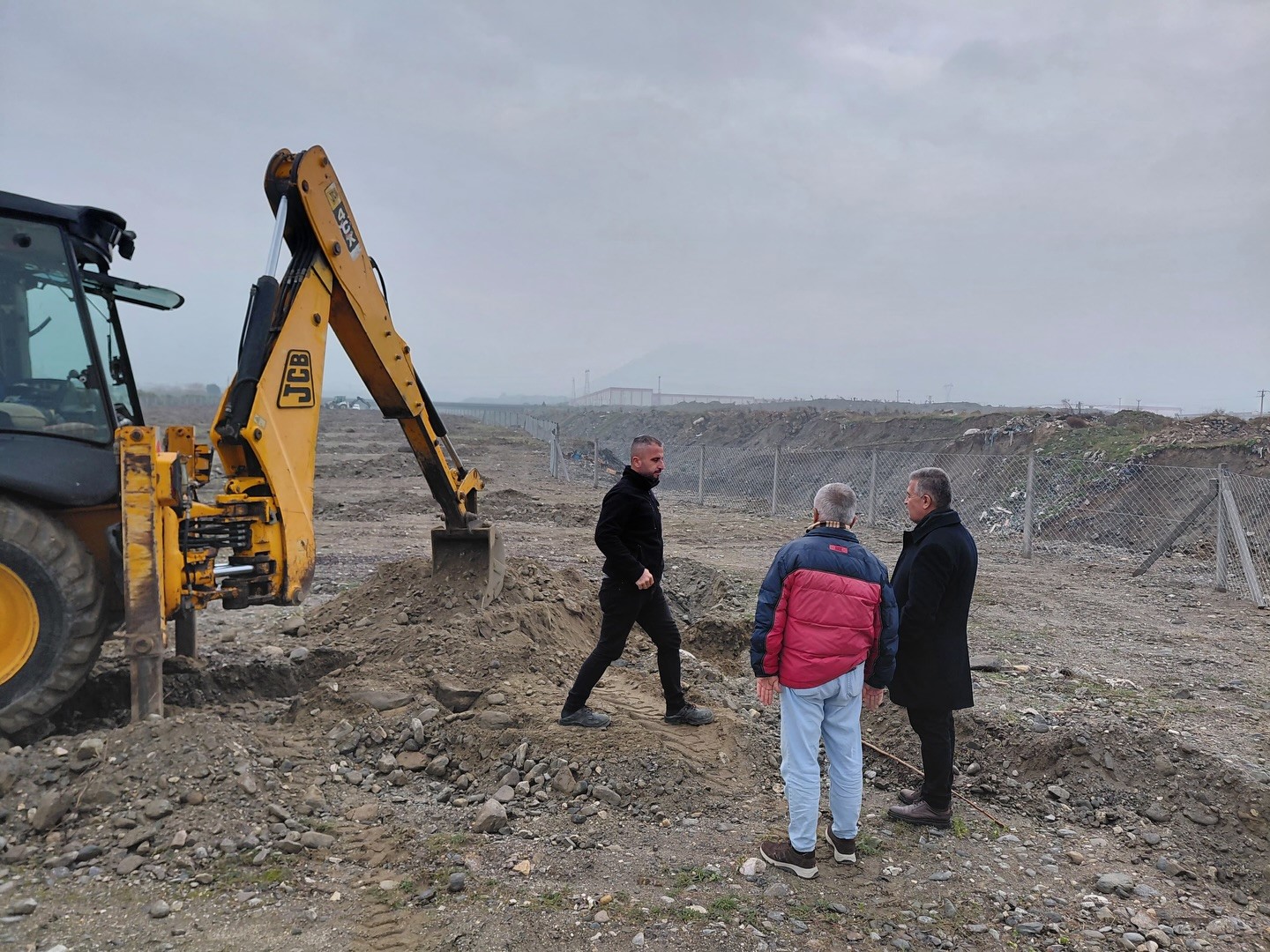 Buharkent&rsquo;te İlek Bah&ccedil;esi Projesi&rsquo;nde altyapı &ccedil;alışmaları s&uuml;r&uuml;yor
