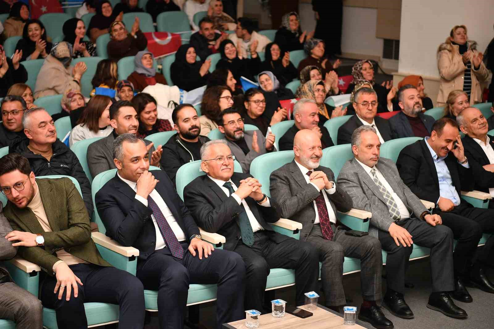 Başkan B&uuml;y&uuml;kkılı&ccedil;, yatırım ve hizmetleri anlattı
