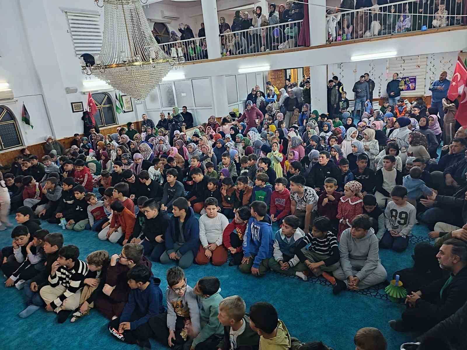 Seydikemer G&uuml;rpınar Camii&rsquo;nde Cami &Ccedil;ocuk Buluşması ger&ccedil;ekleştirildi
