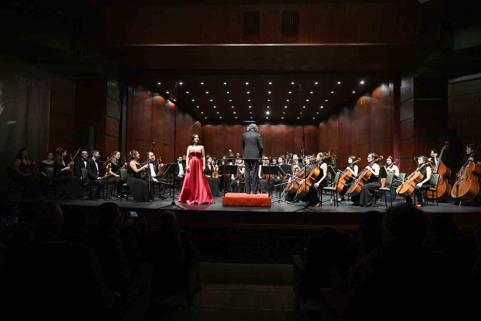 Anadolu Üniversitesi Senfoni Orkestrası’ndan yeni yıl konseri