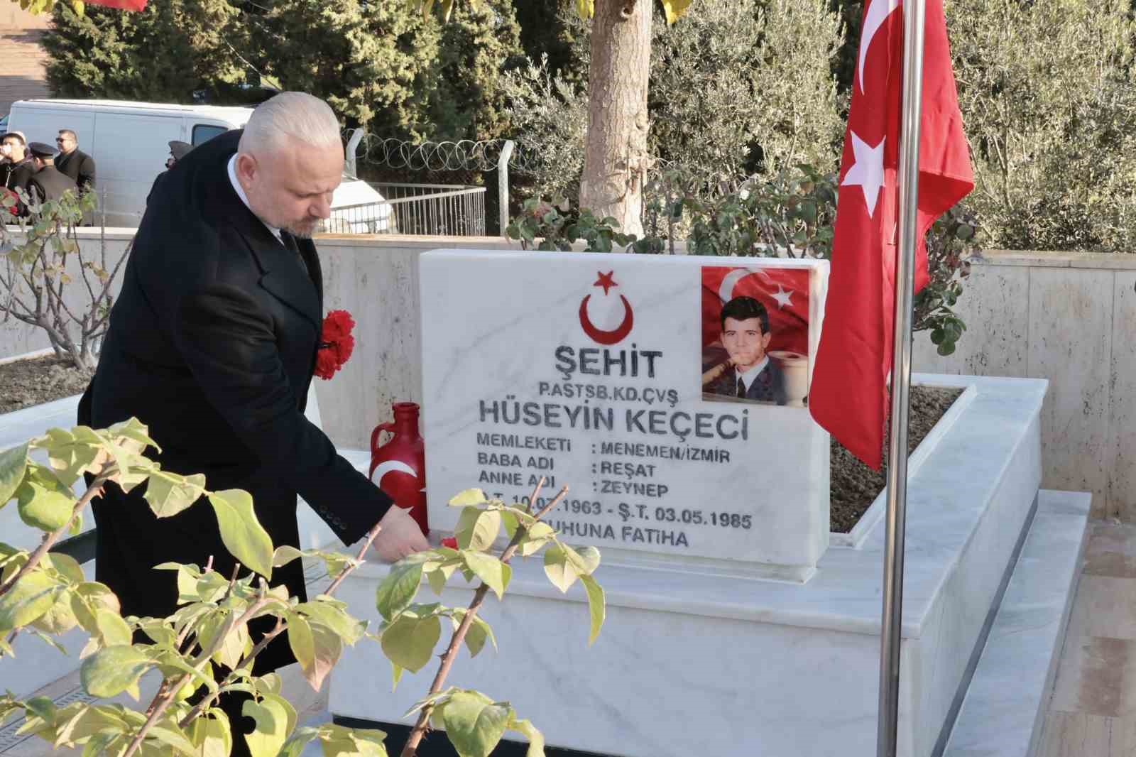 Başkan Pehlivan: "Menemen, Şehit Kubilay ve silah arkadaşlarını bağrına bastı"
