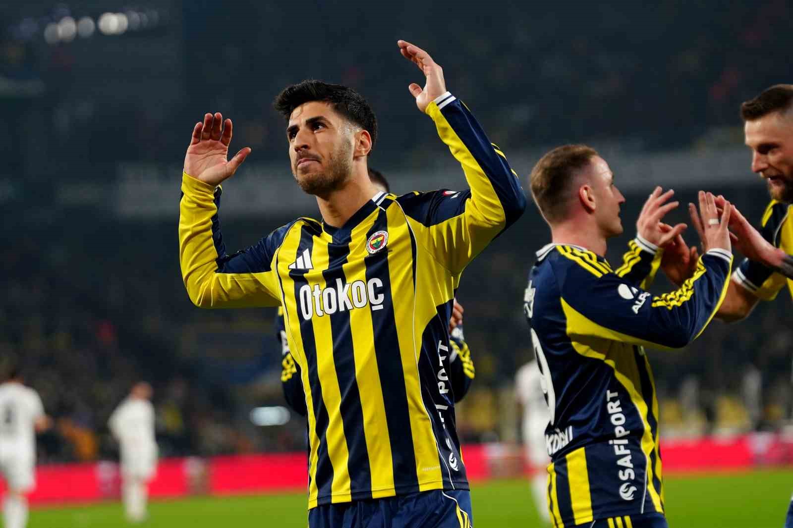 Ziraat Türkiye Kupası: Fenerbahçe: 1 - Beşiktaş: 1 (İlk yarı)