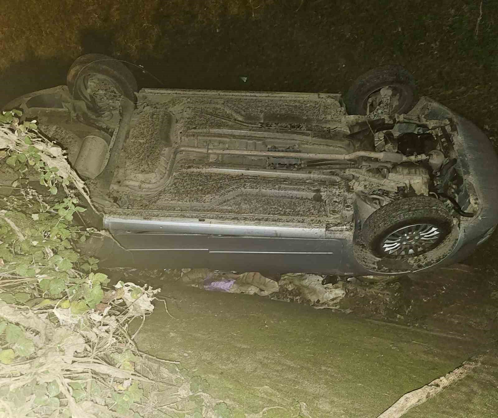 Tokat’ta otomobil su kanalına düştü: 1 yaralı