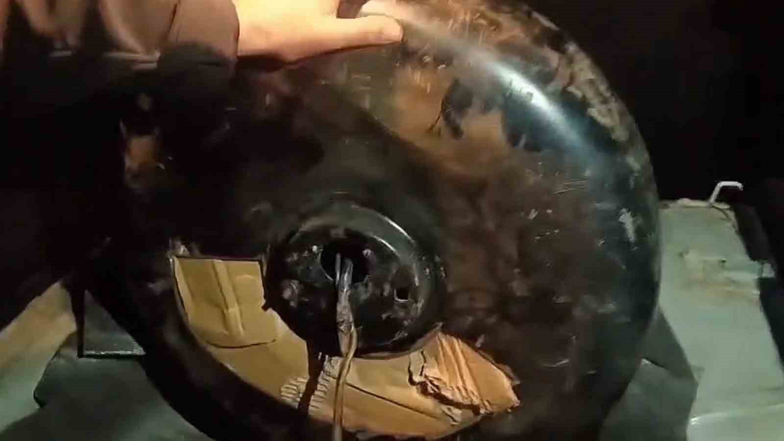 Hatay’da kaçakçılık operasyonu: Otomobilin her yerinden telefon ve elektronik sigara fışkırdı