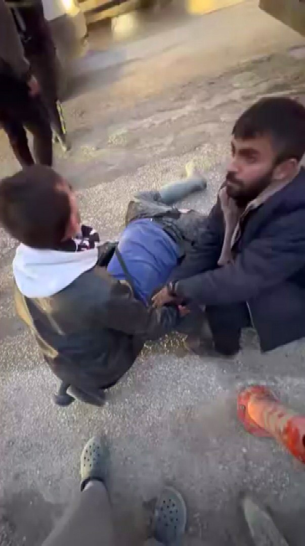 Hatay’da mikserin altında kalan motosiklet sürücüsü hayatını kaybetti