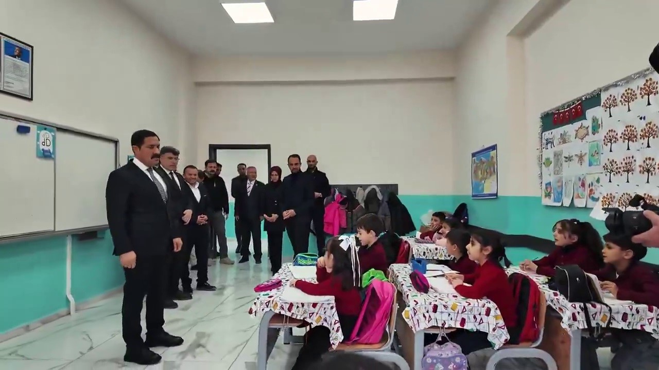 Hatay’da yapımı tamamlanan 220’inci eğitim yuvasının açılışı gerçekleştirildi