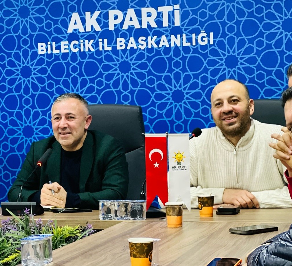 AK Parti Bilecik&rsquo;te haftalık il y&ouml;netim kurulu toplantısı yapıldı

