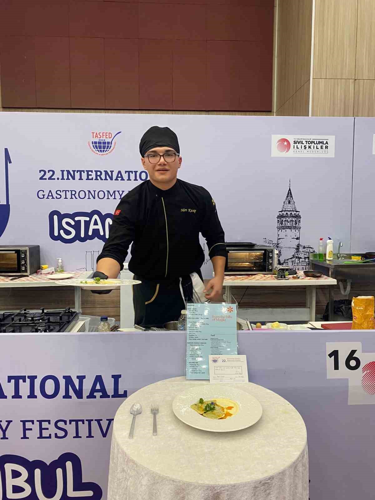 Menteşe&rsquo;nin gen&ccedil; şeflerinden madalya yağmuru
