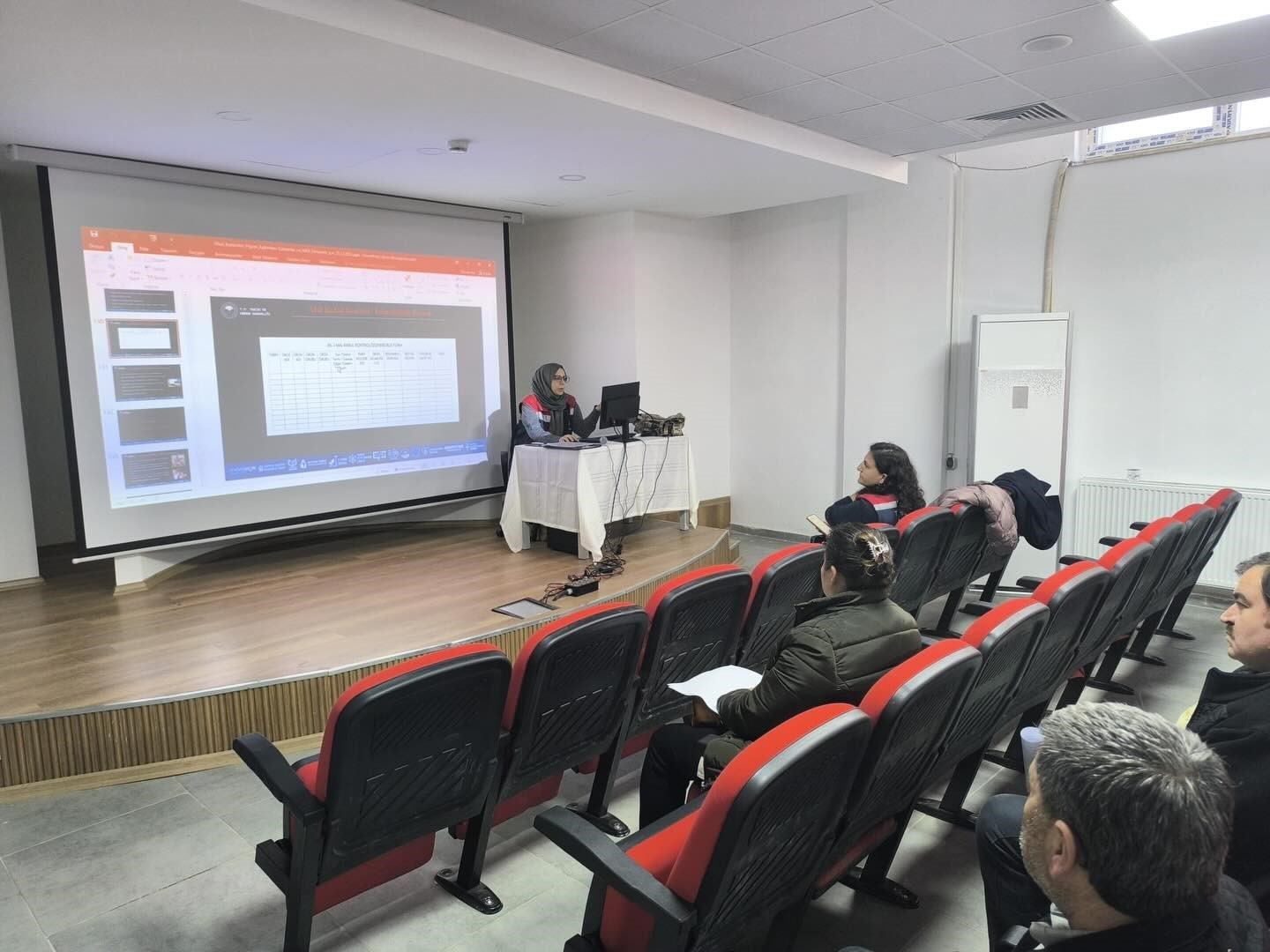 Köşk’te kantin çalışanlarına hijyen eğitimi