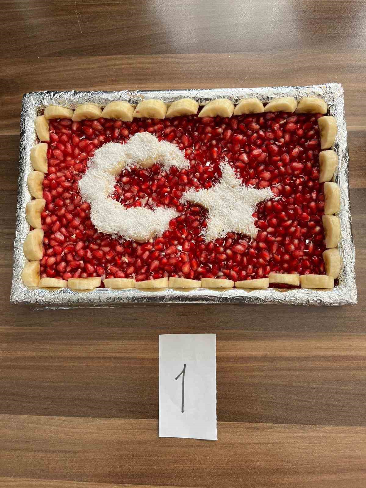 Tavşanlı&rsquo;da minik ellerden sanat eseri meyve tabakları
