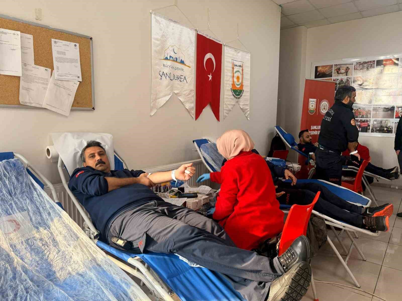 Şanlıurfa İtfaiyesi&rsquo;nden kan bağışı