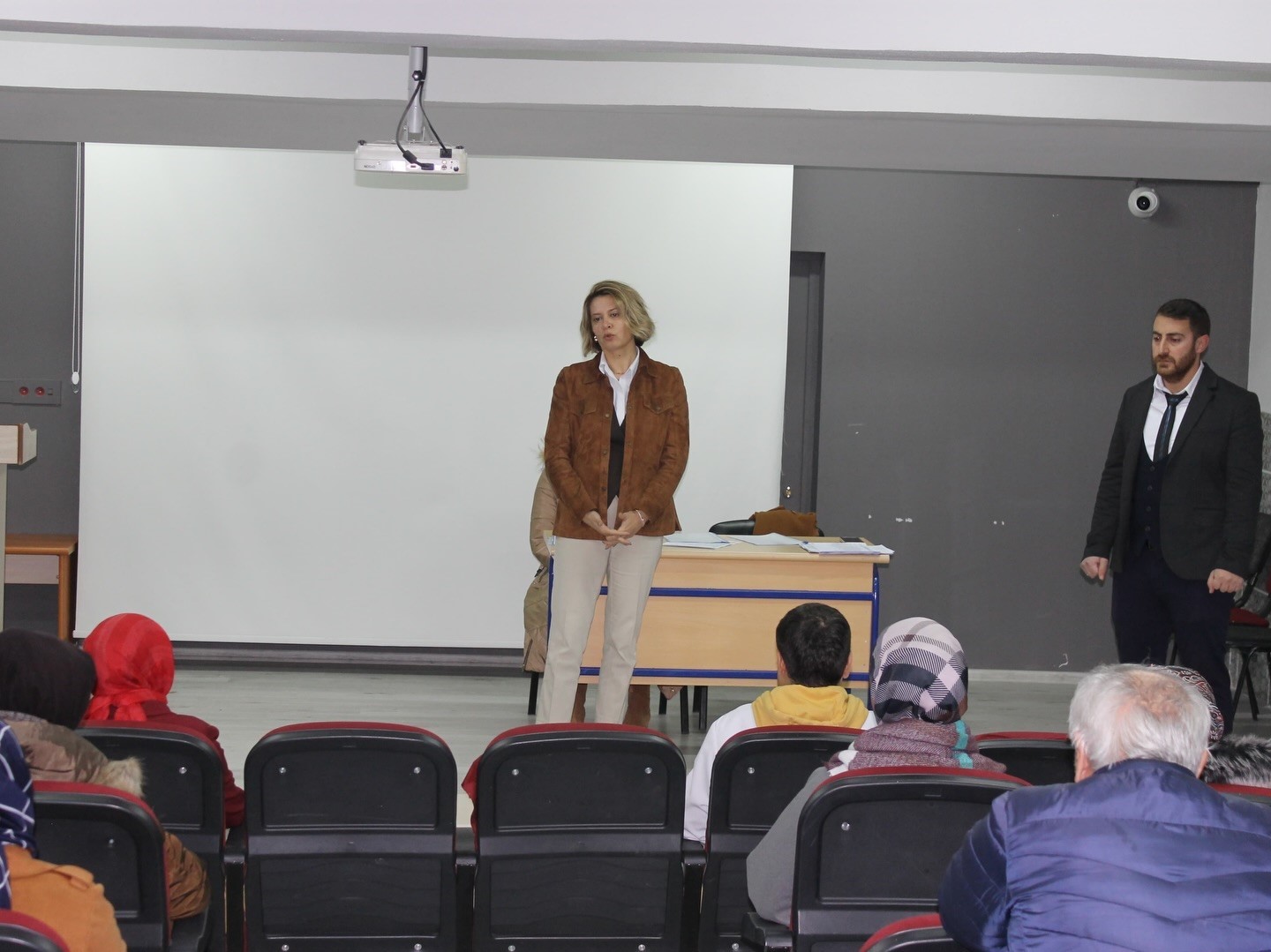 Altıntaş&rsquo;ta YKS başarısını artırmaya y&ouml;nelik veli toplantısı
