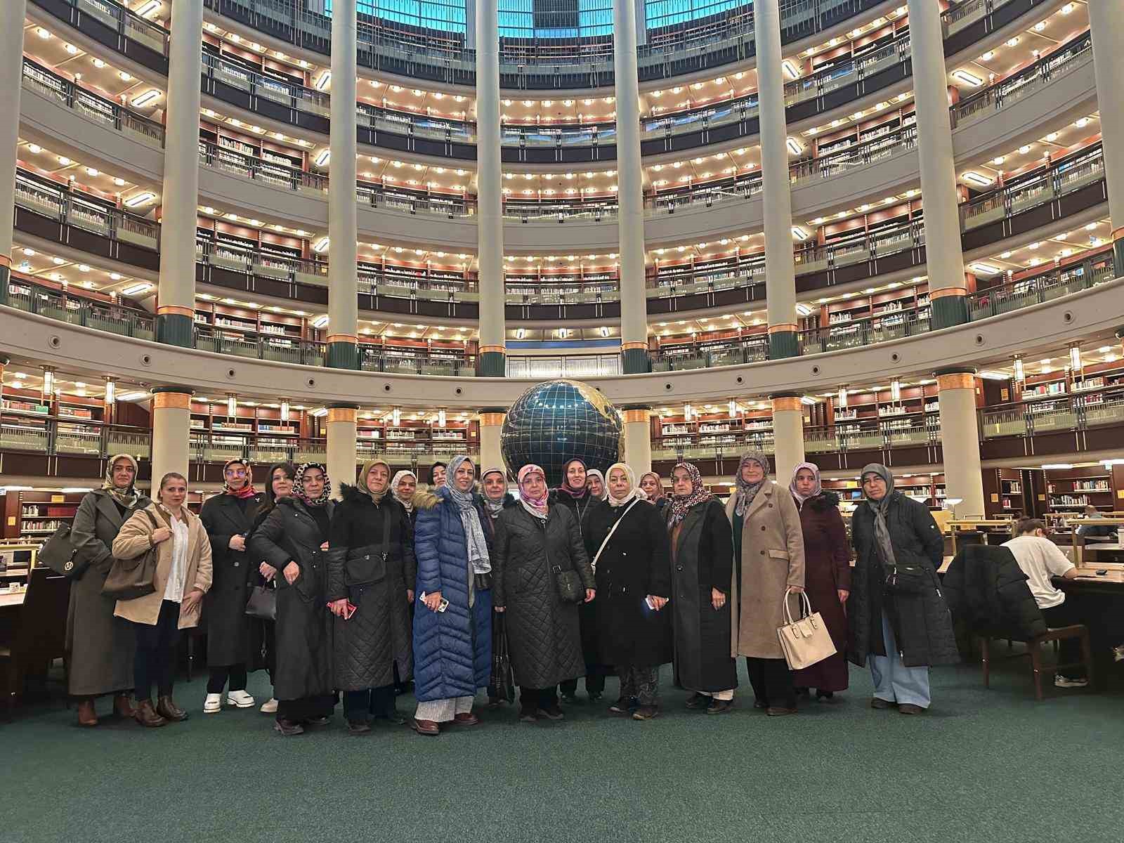 Pursaklar Belediyesi kadınlara 15 Temmuz Demokrasi Müzesi, Millet Camisi ve Millet Kütüphanesi gezisi düzenledi