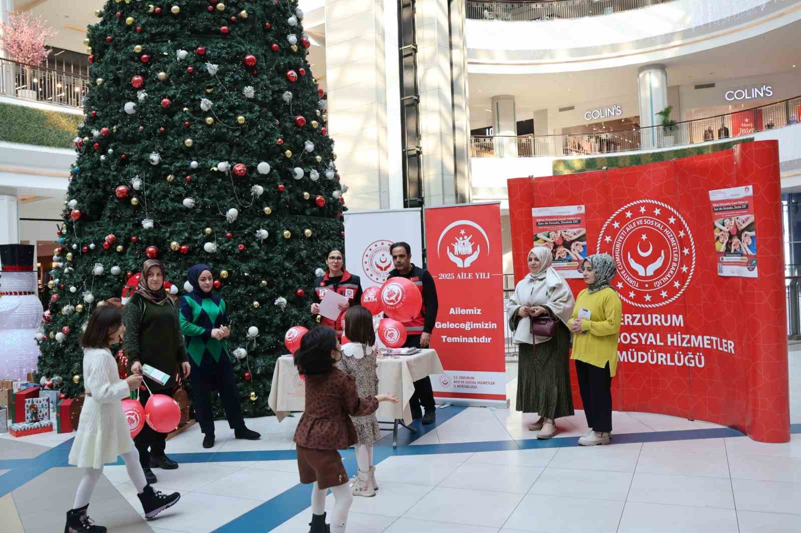 Dijital d&uuml;nyada &ccedil;ocuk haklarına destek i&ccedil;in Erzurum&rsquo;da imza kampanyası
