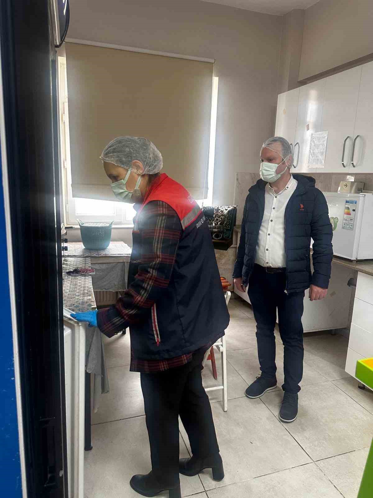 İpsala&rsquo;da okul kantinleri ve yemekhanelerinde sıkı denetim
