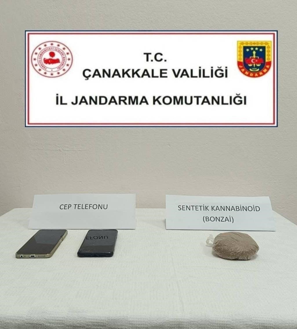 &Ccedil;anakkale&rsquo;de uyuşturucu operasyonu: 1 tutuklama

