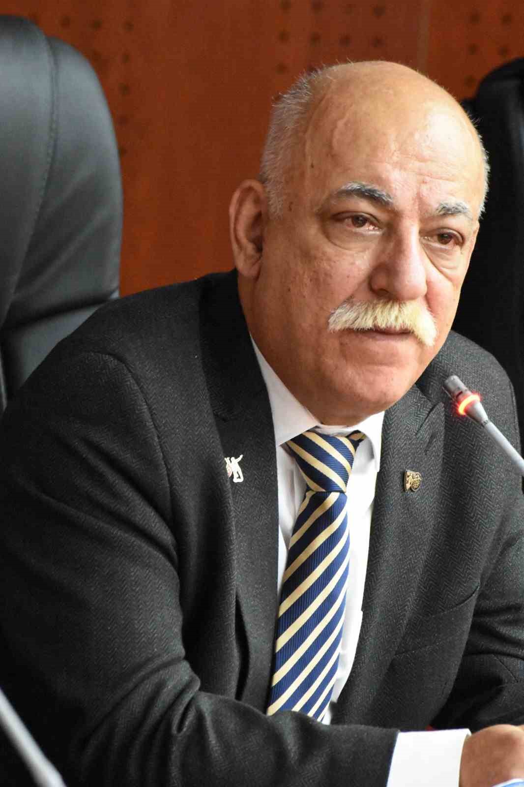 Prof. Dr. K&ouml;k, 37 yıllık meslek hayatı deneyimlerini &ouml;ğrencileriyle paylaştı
