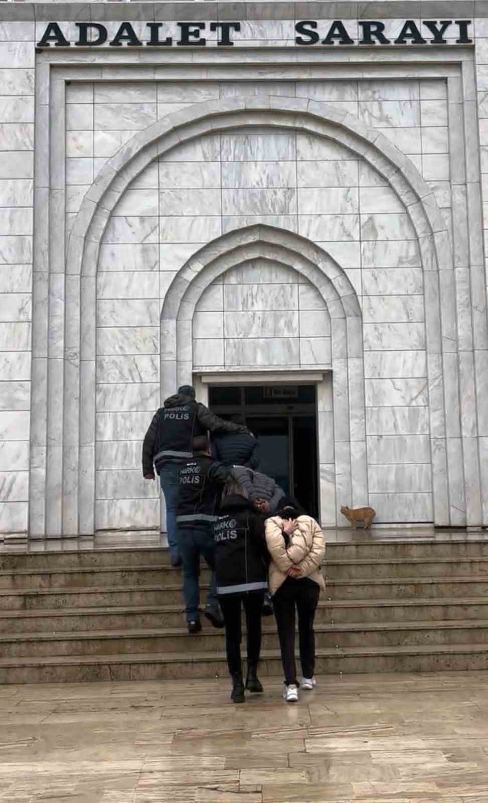 Yeni yıl öncesi uyuşturucu operasyonlarında 6 tutuklama