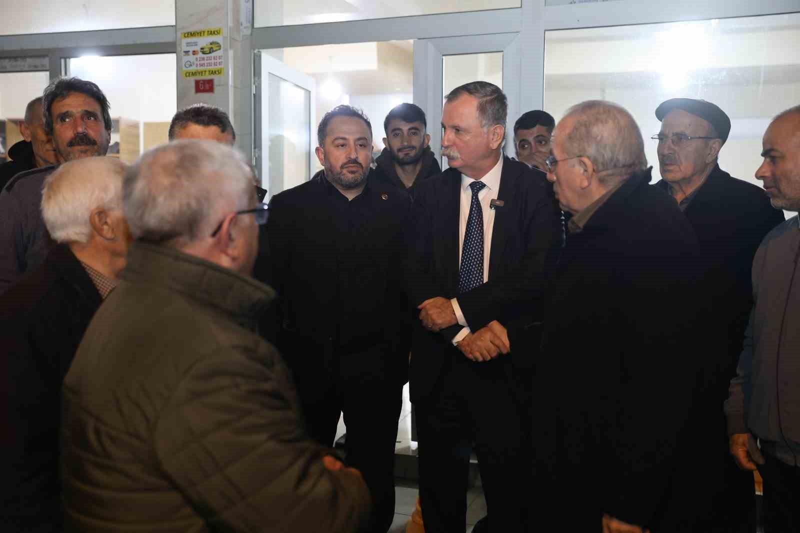 Başkan Balaban Spil Mahallesi sakinlerini dinledi
