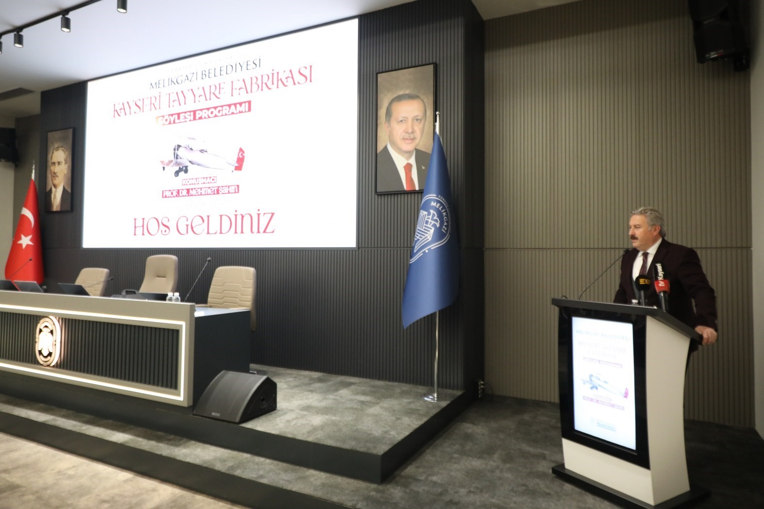 Melikgazi&rsquo;de Kayseri&rsquo;nin havacılık ser&uuml;veninin d&uuml;n&uuml; ve bug&uuml;n&uuml; konuşuldu
